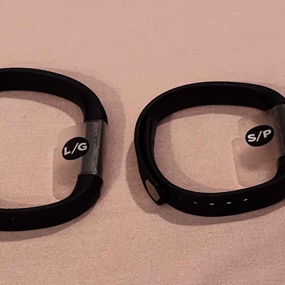 Fitbit - Picture 10 of 14